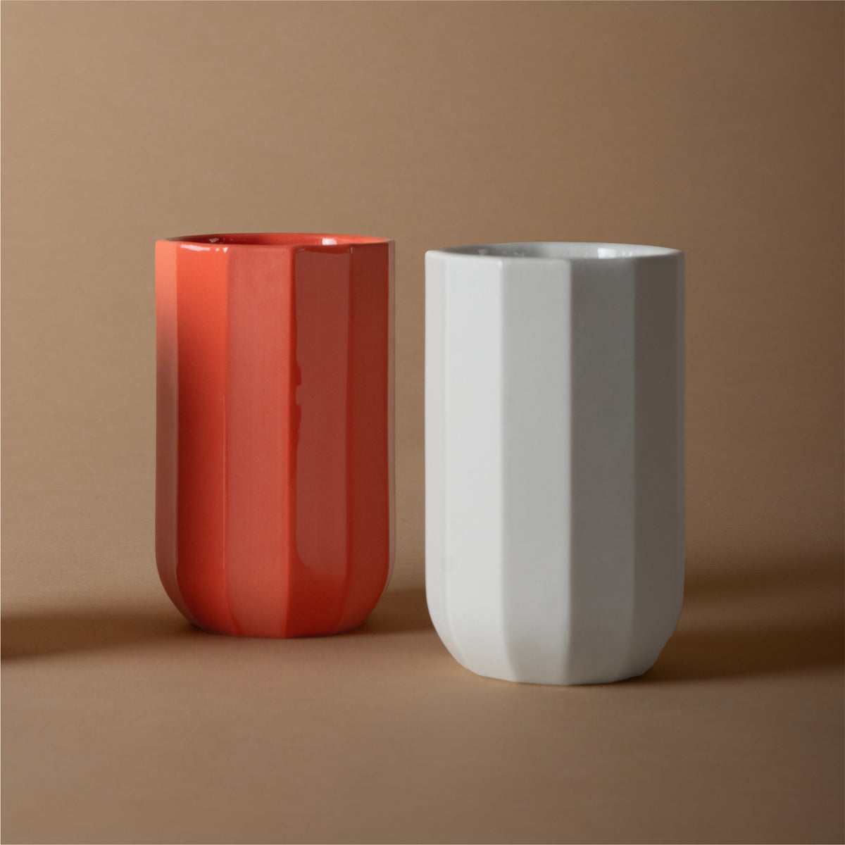FACET Becher | Porzellan Poppy Rot