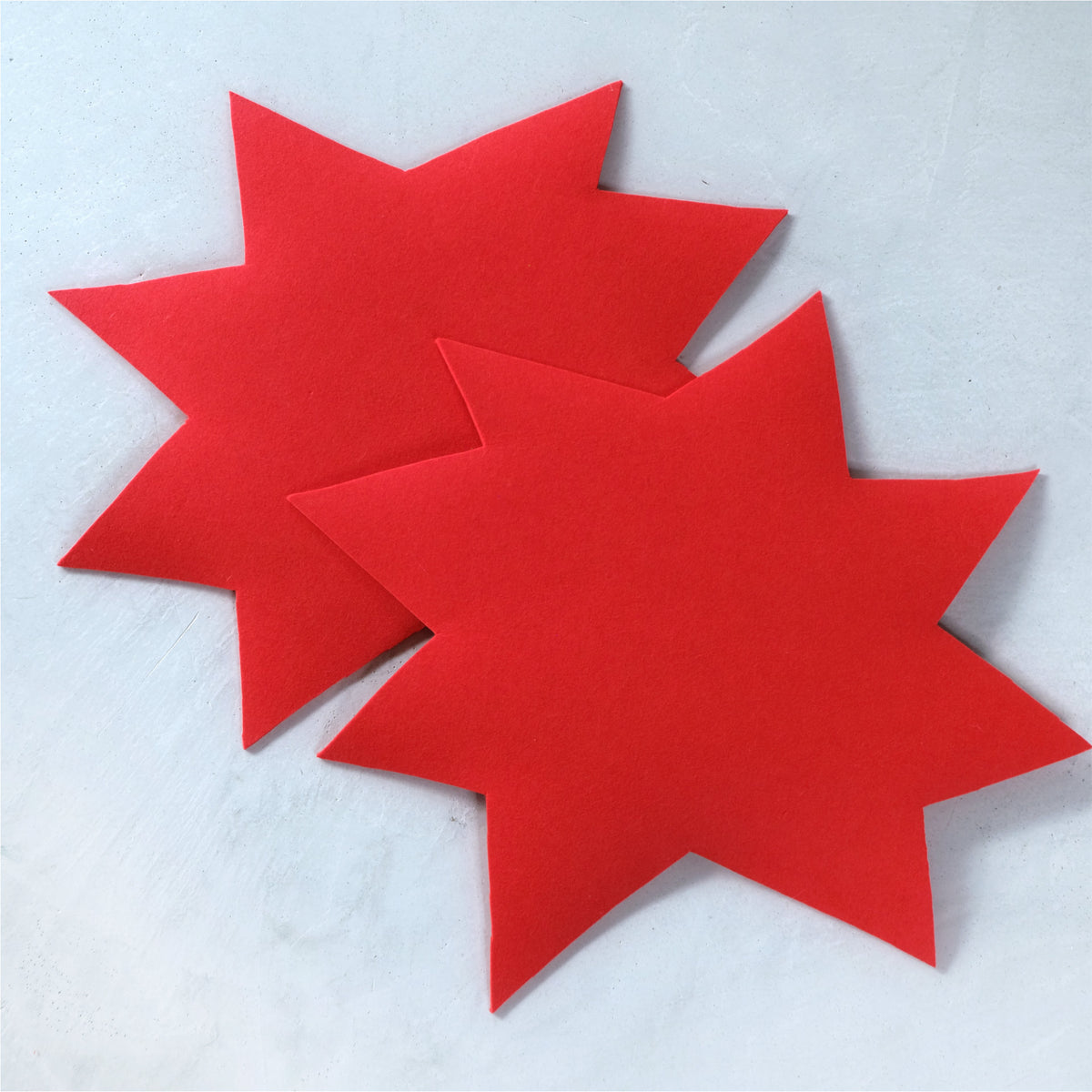 PLAY 8 Tischsets Set of 2 | Filz Rot