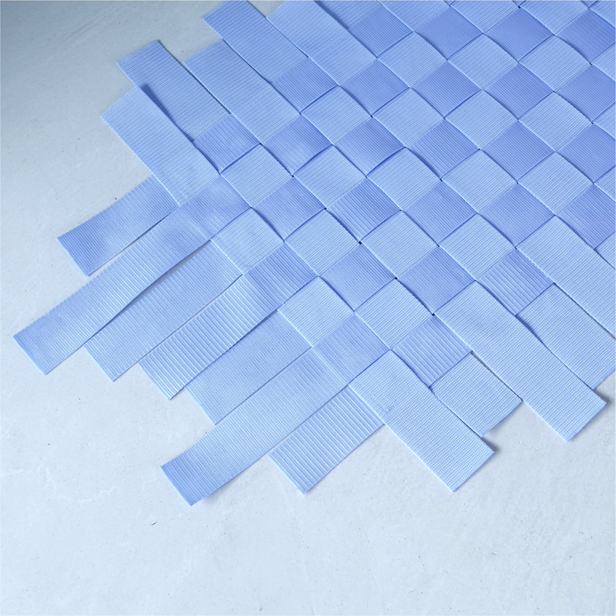 PLAY 3 Teppich Small | Gurt Skyblue